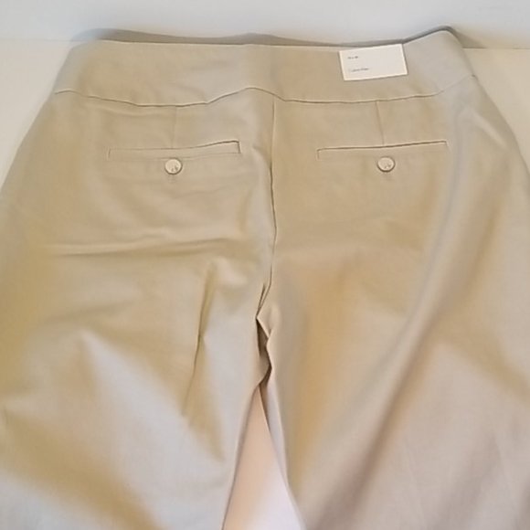 Calvin Klein (NWT) tan pant - Picture 4 of 7